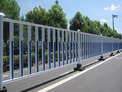 防眩板道路護欄